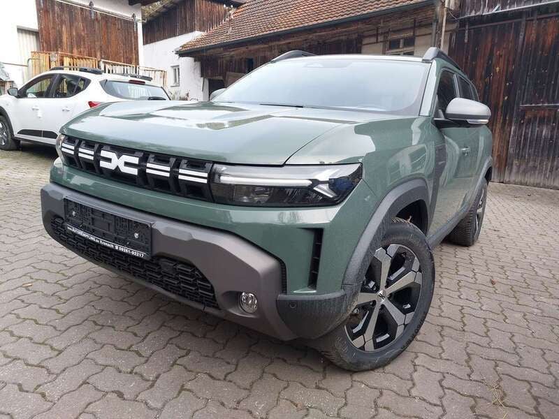 Safarign. terracotta u. and. Neu 2025 Dacia Duster Expression SUV | 25.289 € (Superpreis) - Bild 1/4