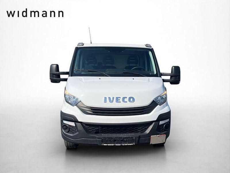 Gebraucht Iveco Daily 156 PS (114 kW) 2019 Weiss Van / Kleinbus