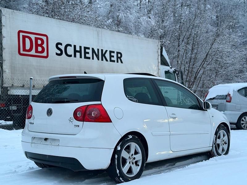 Gebraucht VW Golf VI R-line 140 PS (102 kW) 2008 Weiß Kleinwagen