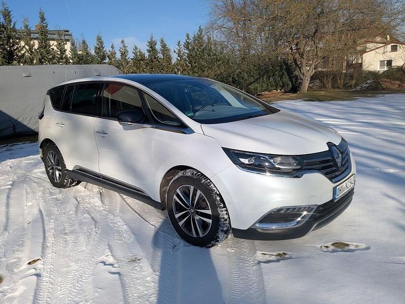 Weiß Gebraucht 2019 Renault Espace LIMITED Limousine | 25.000 € (Etwas zu teuer) - Bild 1/4