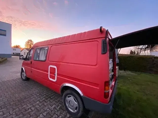 Gebraucht Ford Transit 76 PS (55 kW) 1998 Rot Van
