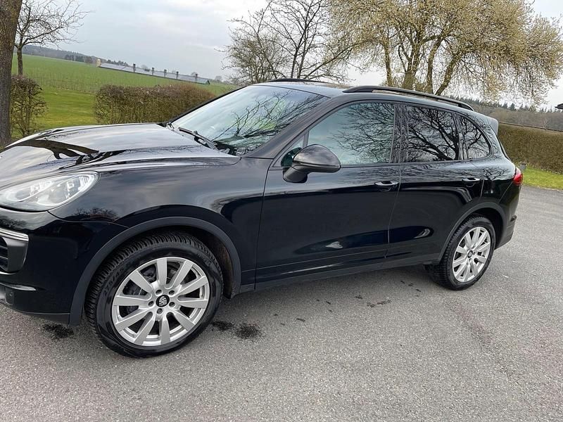 Gebraucht Porsche Cayenne 262 PS (192 kW) 2015 Schwarz SUV