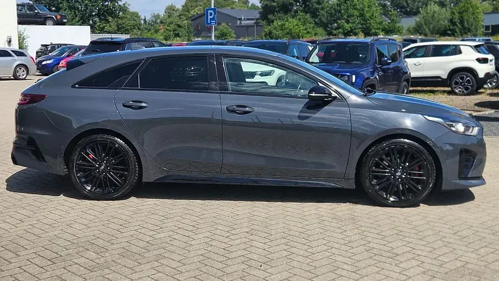 Gebraucht Kia ProCeed GT GT 204 PS (150 kW) 2019 Grau Kleinwagen