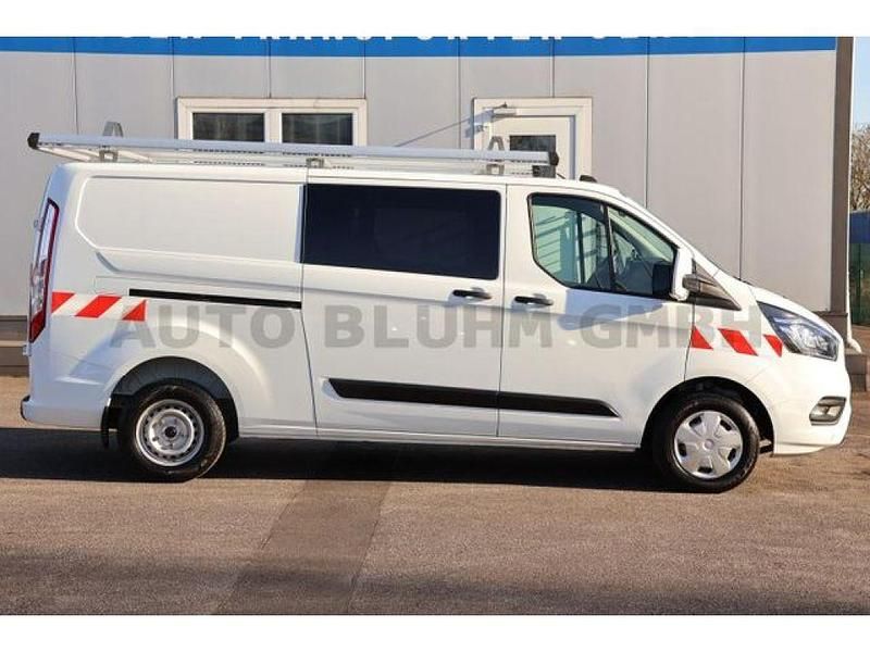 Gebraucht Ford Transit Custom 131 PS (96 kW) 2021 Frostweiß Van