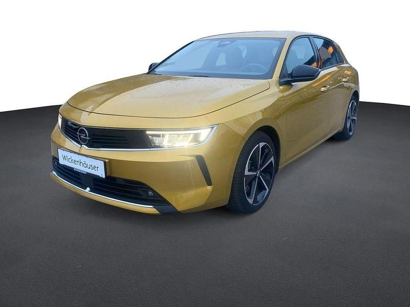 Używany Opel Astra Edition 181 KM (133 kW) 2022 Żółty Sedan/Limuzyna