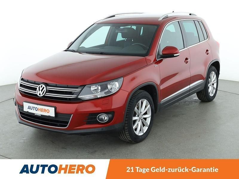 Rot Gebraucht 2015 VW Tiguan LOUNGE SUV | 14.860 € (Fairer Preis) - Bild 1/3
