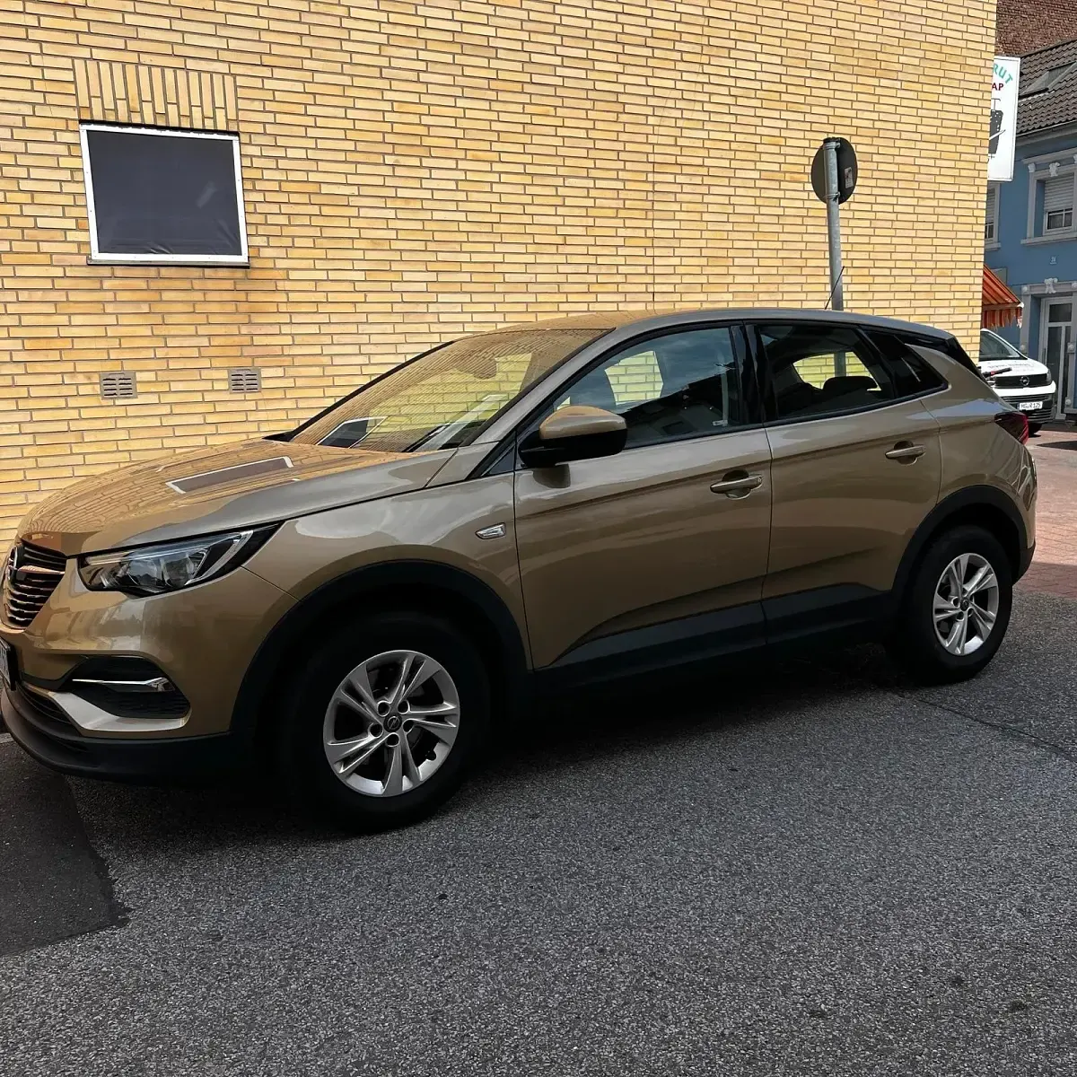 Gebraucht Opel Grandland X 139 PS (102 kW) 2017 Gold SUV