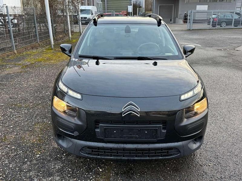 Gebraucht Citroën C4 Feel 99 PS (72 kW) 2016 Schwarz Limousine