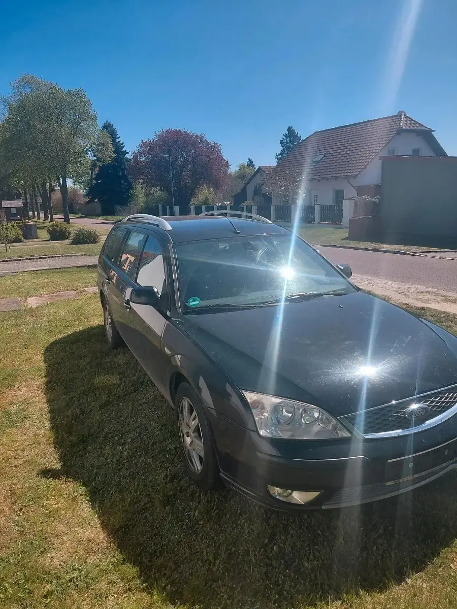 Second-hand Ford Mondeo 125 CP (91 kW) 2006 Negru Break