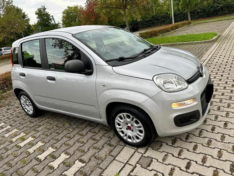 Silber Gebraucht 2016 Fiat Doblò Van / Kleinbus | 6.500 € (Fairer Preis) - Bild 1/4