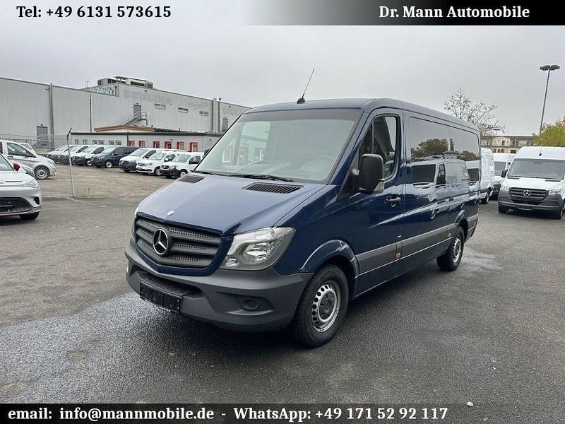 Gebraucht Mercedes Sprinter 163 PS (119 kW) 2014 Stahlblau Van
