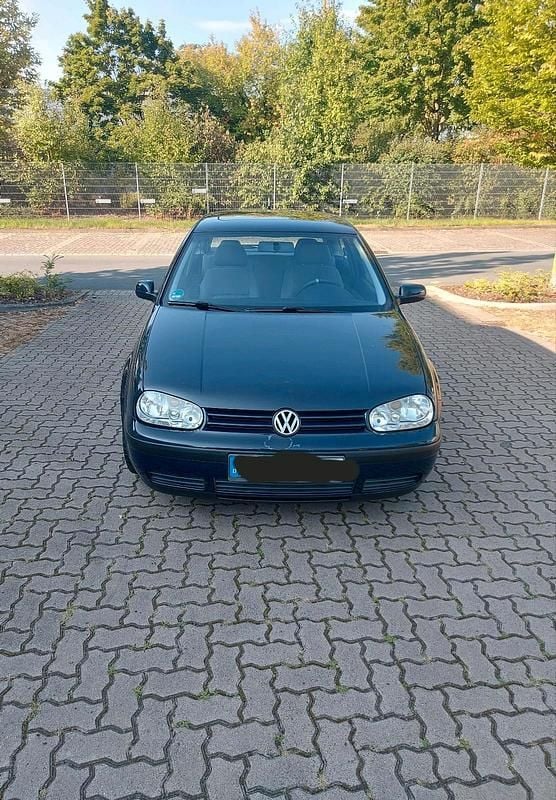 Blau Gebraucht 1998 VW Golf IV Kleinwagen | 550 € (Guter Preis) - Bild 1/4