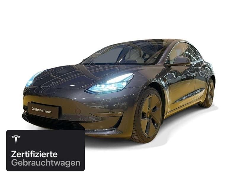 Midnight silver metallic Gebraucht 2021 Tesla Model 3 Long Range AWD Limousine | 28.700 € (Fairer Preis) - Bild 1/4