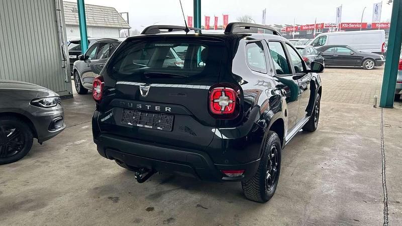 Gebraucht Dacia Duster Comfort 125 PS (91 kW) 2018 Schwarz SUV
