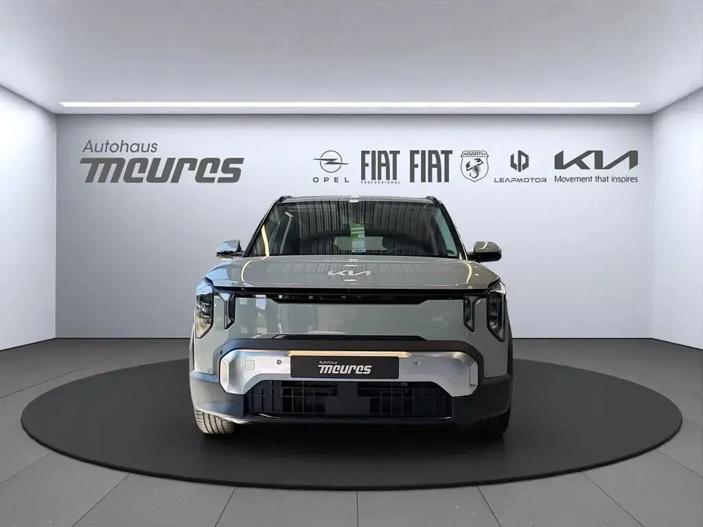 Neu Kia EV2 Earth 108 kW (147 PS) 2026 Grau SUV