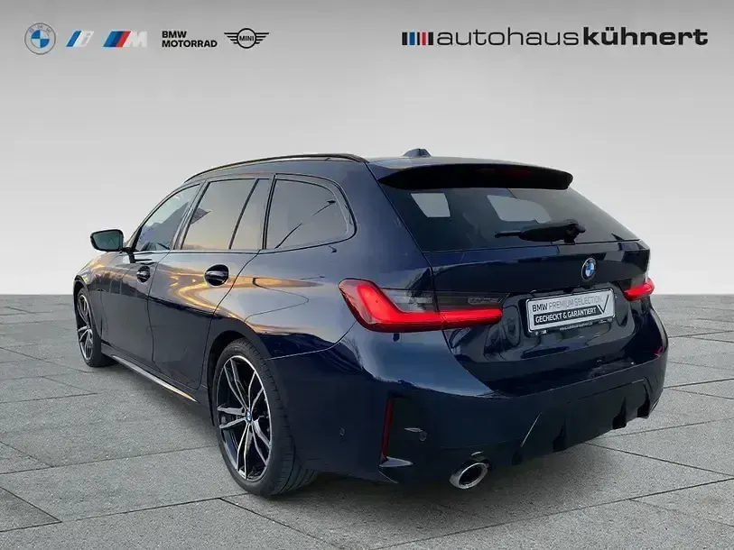 Gebraucht BMW 330 M Sport 286 PS (210 kW) 2024 Blau Kombi