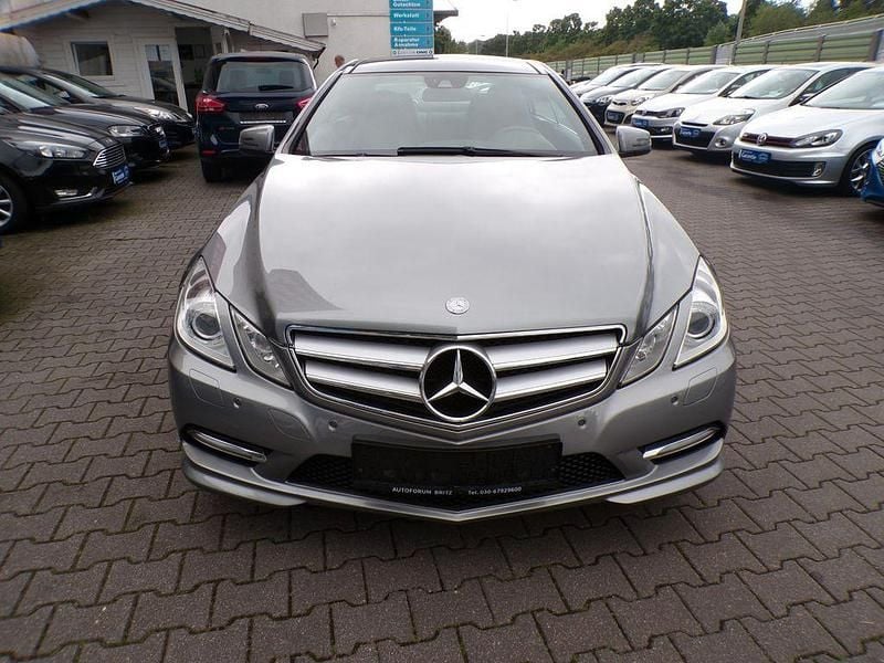 Gebraucht Mercedes E350 265 PS (194 kW) 2013 Grau Coupé