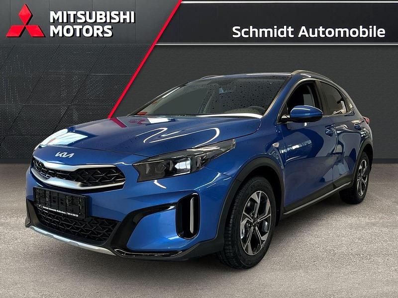 Neu Kia XCeed Vision 150 PS (110 kW) 2026 Blau SUV