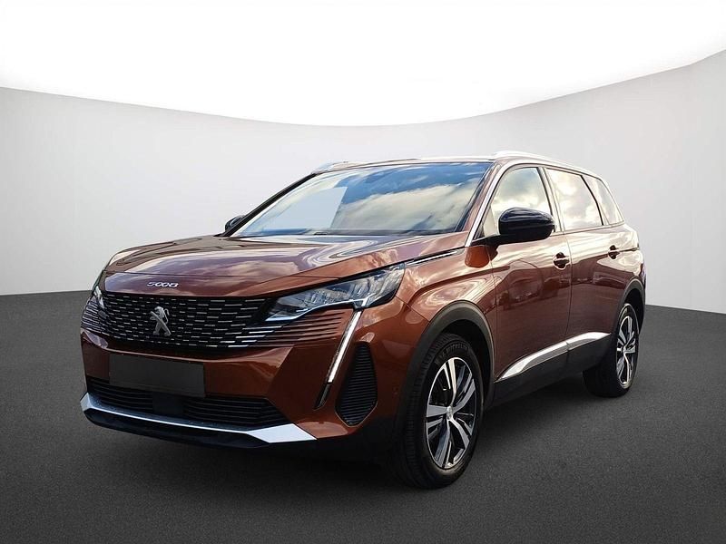 Braun Gebraucht 2023 Peugeot 5008 Allure SUV | 22.490 € (Superpreis) - Bild 1/4