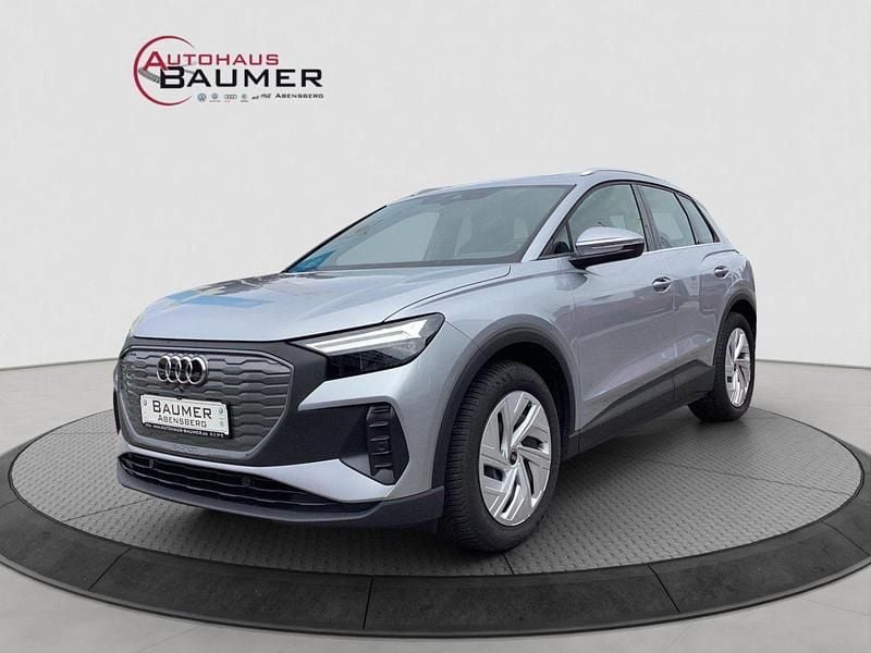 Gebraucht Audi Q4 e-tron Basis 150 kW (204 PS) 2023 Silber SUV