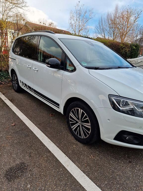 Gebraucht Seat Alhambra 184 PS (135 kW) 2017 Weiß Van / Kleinbus