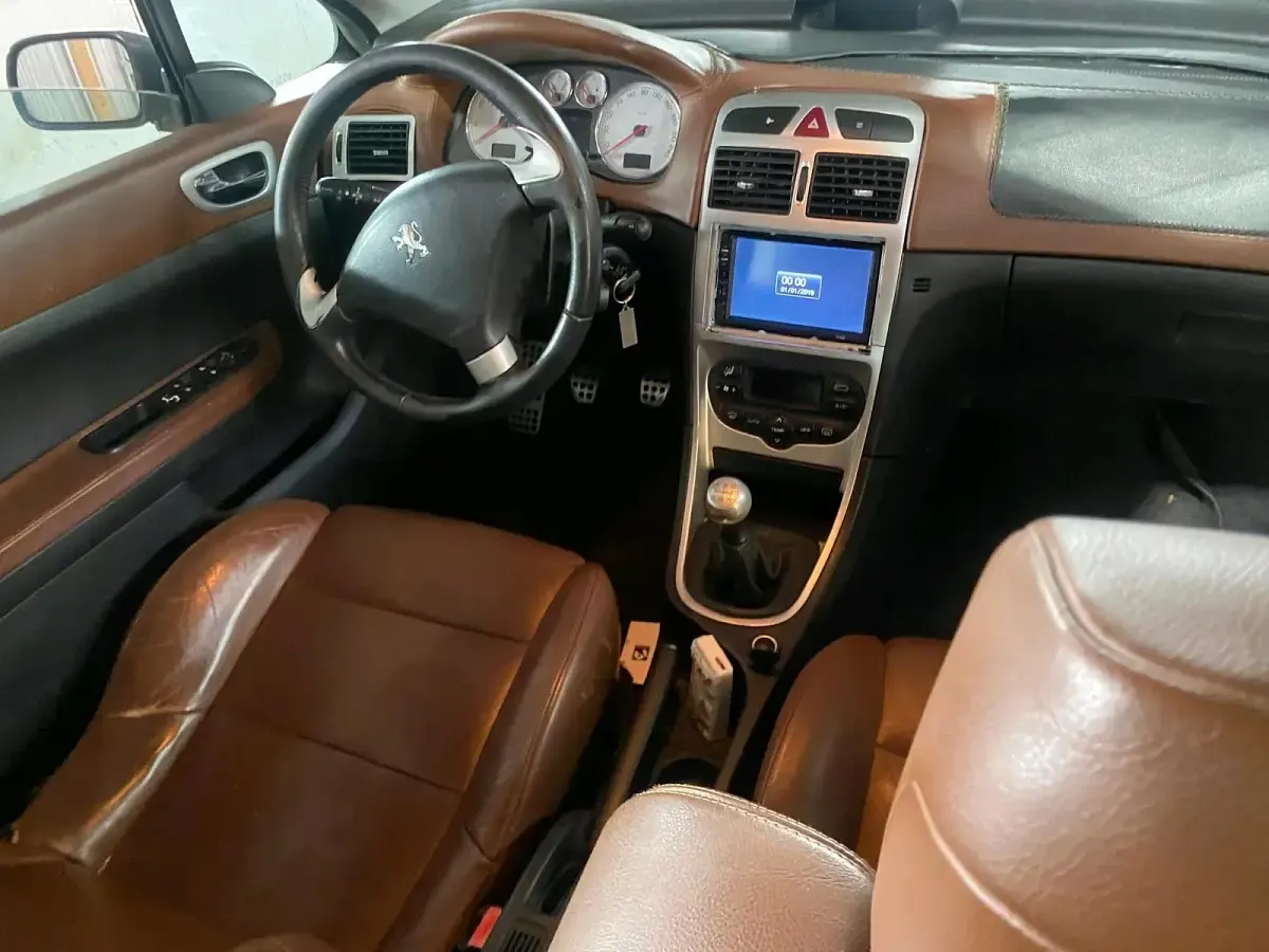 Gebraucht Peugeot 307 CC 135 PS (99 kW) 2004 Cabrio
