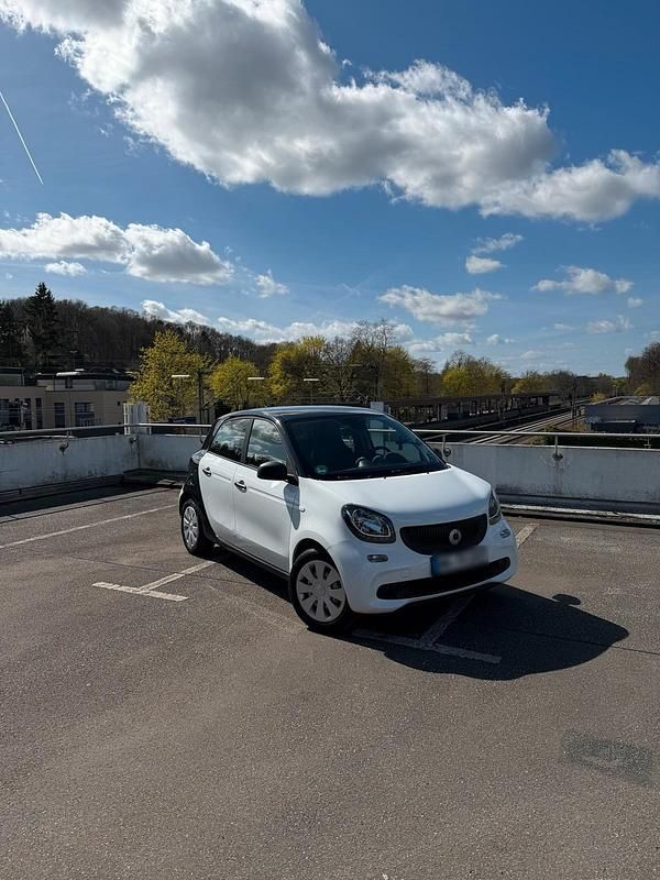Gebraucht Smart ForFour 71 PS (52 kW) 2016 Weiß Kleinwagen