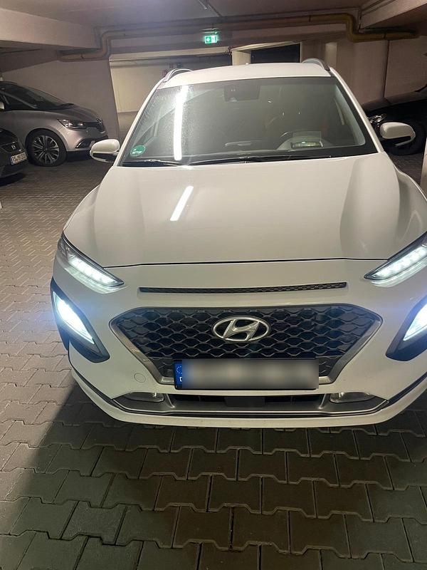 Weiß Gebraucht 2019 Hyundai Kona SUV | 16.500 € (Guter Preis) - Bild 1/4