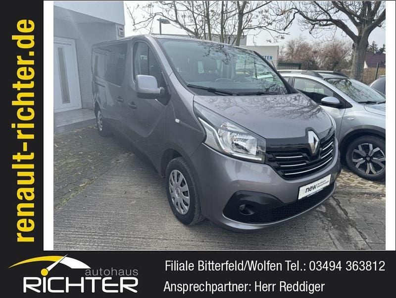 Gebraucht Renault Trafic Expression 145 PS (106 kW) 2016 Grau Van / Kleinbus