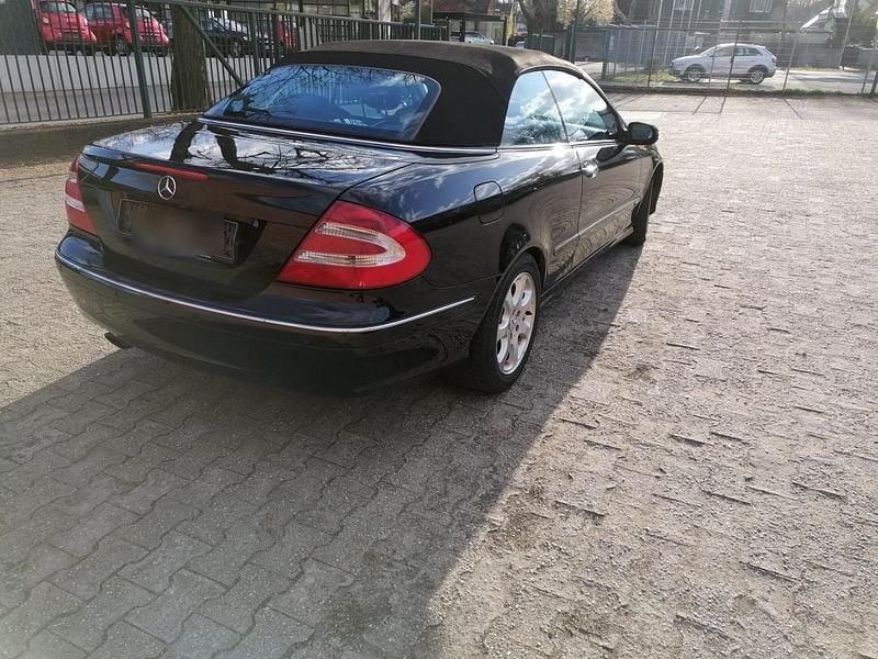 Gebraucht Mercedes CLK320 218 PS (160 kW) 2003 Schwarz Cabrio