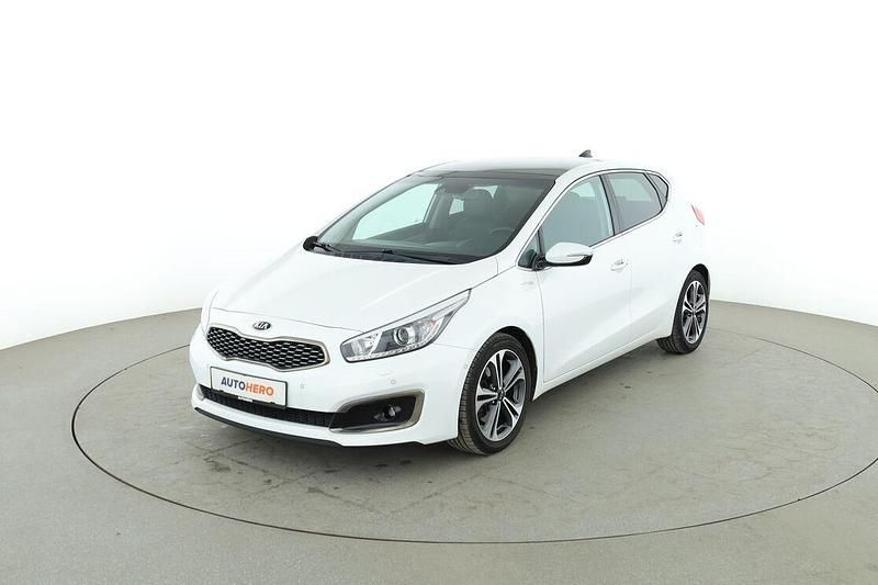 Gebraucht Kia Ceed Platinum Edition 135 PS (99 kW) 2018 Weiß Kleinwagen