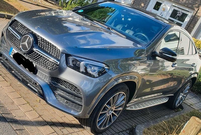 Grau Gebraucht 2020 Mercedes GLE350 SUV | 63.450 € (Etwas zu teuer) - Bild 1/4
