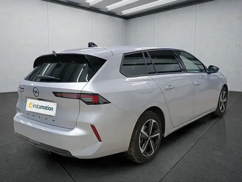 Gebraucht Opel Astra 131 PS (96 kW) 2024 Grau Kleinwagen