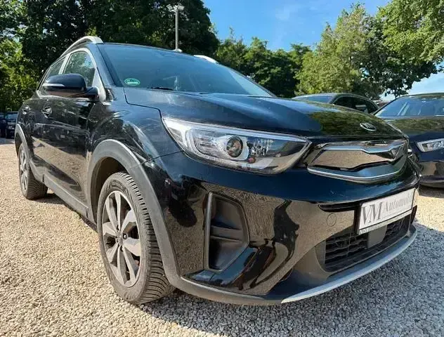 Gebraucht Kia Stonic Vision 101 PS (74 kW) 2022 Schwarz SUV