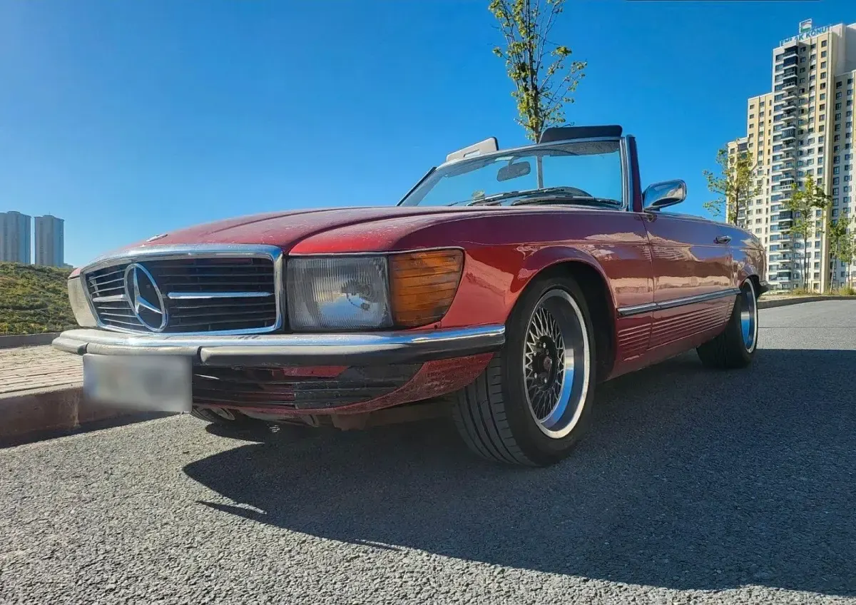 Gebraucht Mercedes SL350 224 PS (164 kW) 1972 Rot Cabrio