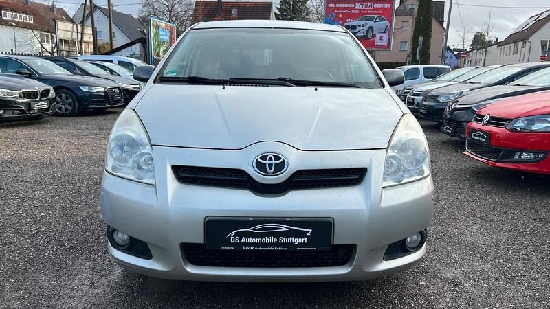 Gebraucht Toyota Verso 136 PS (100 kW) 2009 Grau Van / Kleinbus