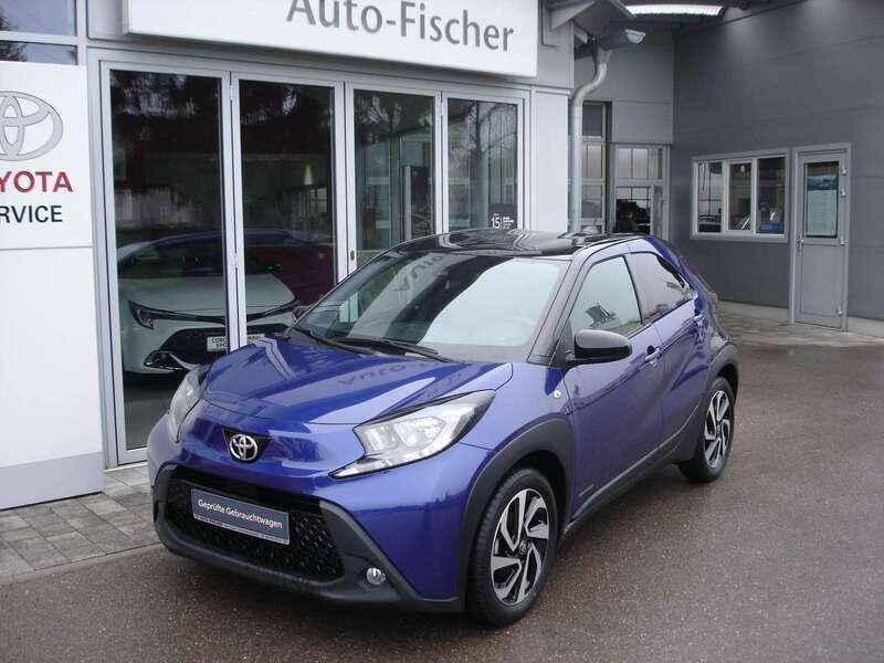 Juniper blau Gebraucht 2023 Toyota Aygo Pulse Kleinwagen | 15.890 € (Fairer Preis) - Bild 1/4