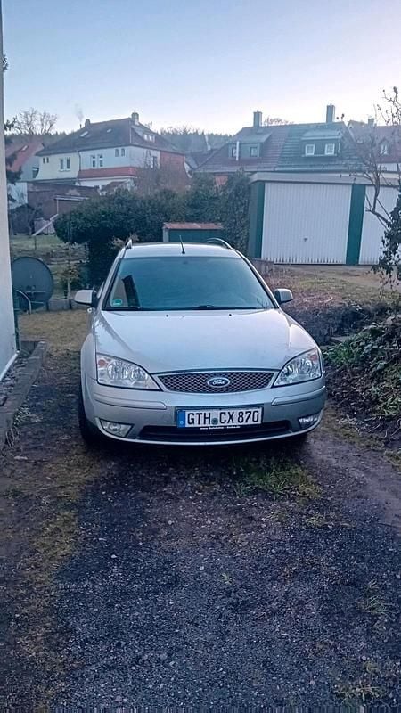 Gebraucht Ford Mondeo 128 PS (94 kW) 2004 Silber Kombi