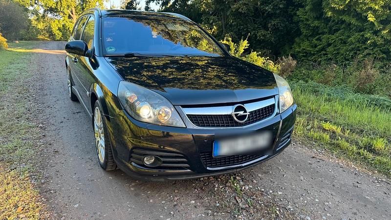 Schwarz Gebraucht 2008 Opel Vectra Kombi | 2.499 € (Fairer Preis) - Bild 1/4