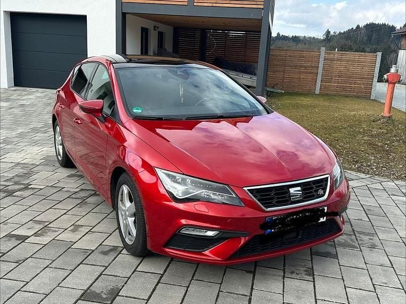 Gebraucht Seat Leon FR 150 PS (110 kW) 2017 Rot Limousine
