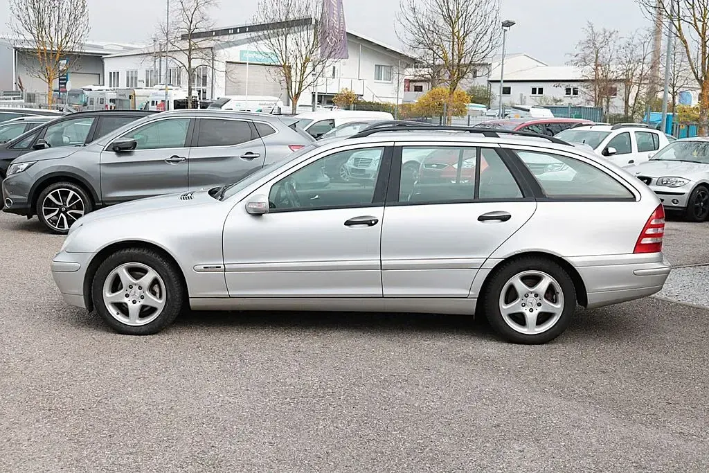 Gebraucht Mercedes C200 122 PS (89 kW) 2004 Silber Kombi