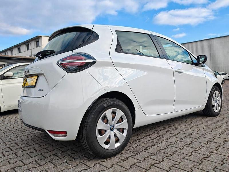 Gebraucht Renault Zoe Life 80 kW (110 PS) 2020 Weiß Kleinwagen