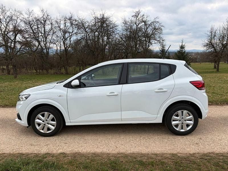 Gebraucht Dacia Sandero Expression 91 PS (66 kW) 2024 Weiß Limousine