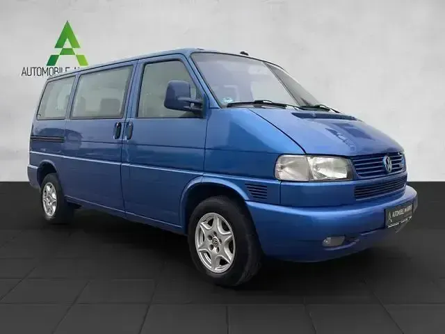 Usata VW Multivan 100 CV (73 kW) 2000 Blu Monovolume