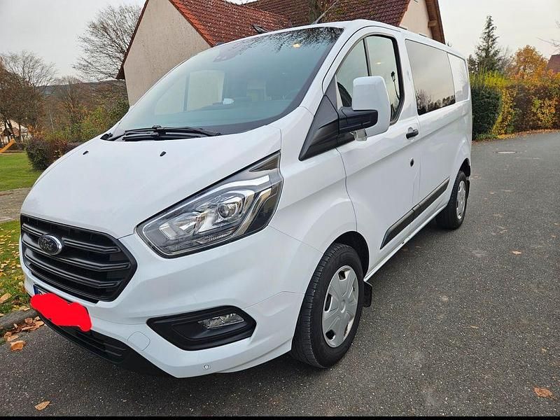 Weiß Gebraucht 2021 Ford Tourneo Custom Van | 22.950 € (Superpreis) - Bild 1/4