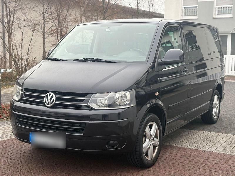 Schwarz Gebraucht 2010 VW Multivan Comfortline Van | 11.500 € - Bild 1/4