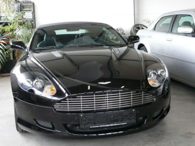 Gebraucht Aston Martin DB9 457 PS (336 kW) 2011 Schwarz metallic Cabrio