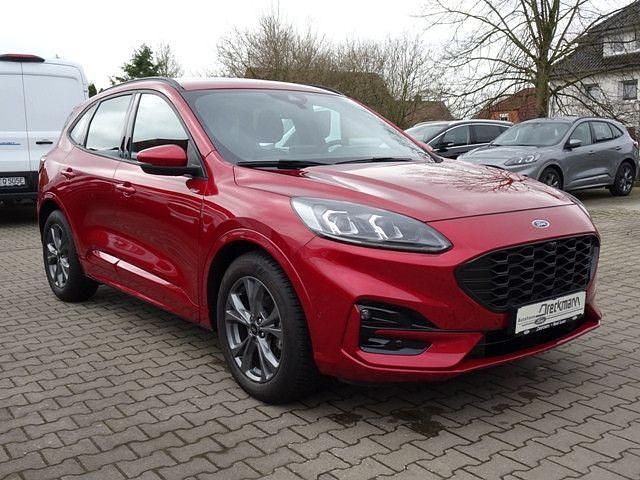 Gebraucht Ford Kuga ST-Line 120 PS (88 kW) 2024 Rot SUV
