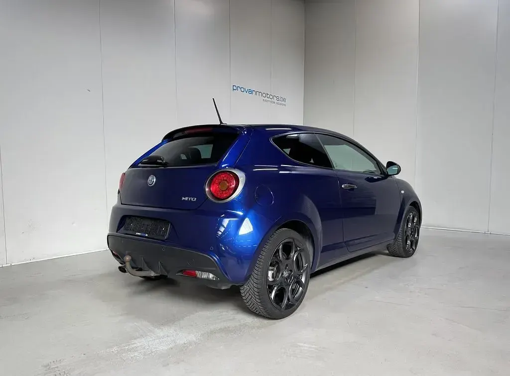Gebraucht Alfa Romeo MiTo 77 PS (56 kW) 2017 Blau Kleinwagen
