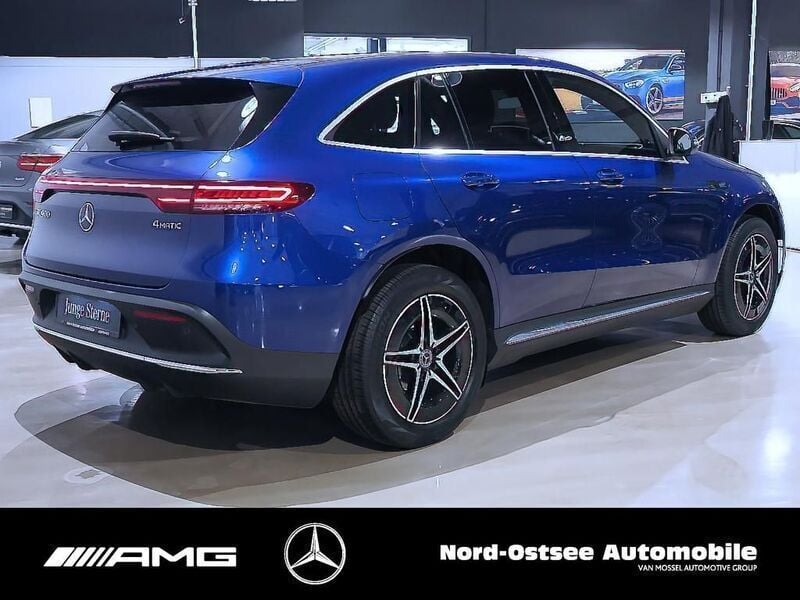 Gebraucht Mercedes EQC400 AMG 300 kW (408 PS) 2021 Blau brillantblau metallic SUV